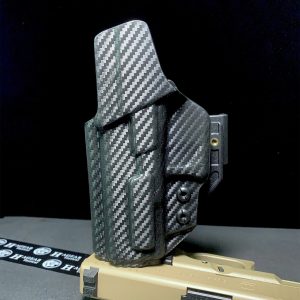带隐藏爪的 Glock IWB 枪套
